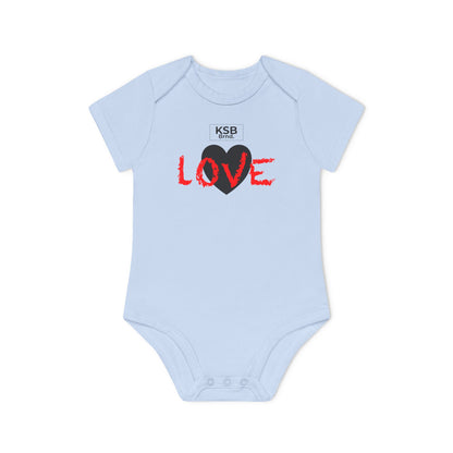 Kurzarm Baby-Body aus Bio-Baumwolle mit Herzprint und roter "Love"-Aufschrift